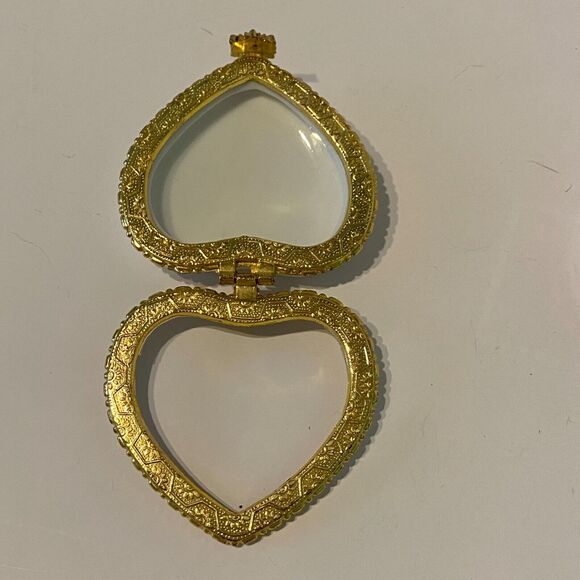 Heart Shaped Candle Hinged Trinket Box Valentine Holiday Kitchy Dainty Country - Picture 5 of 13